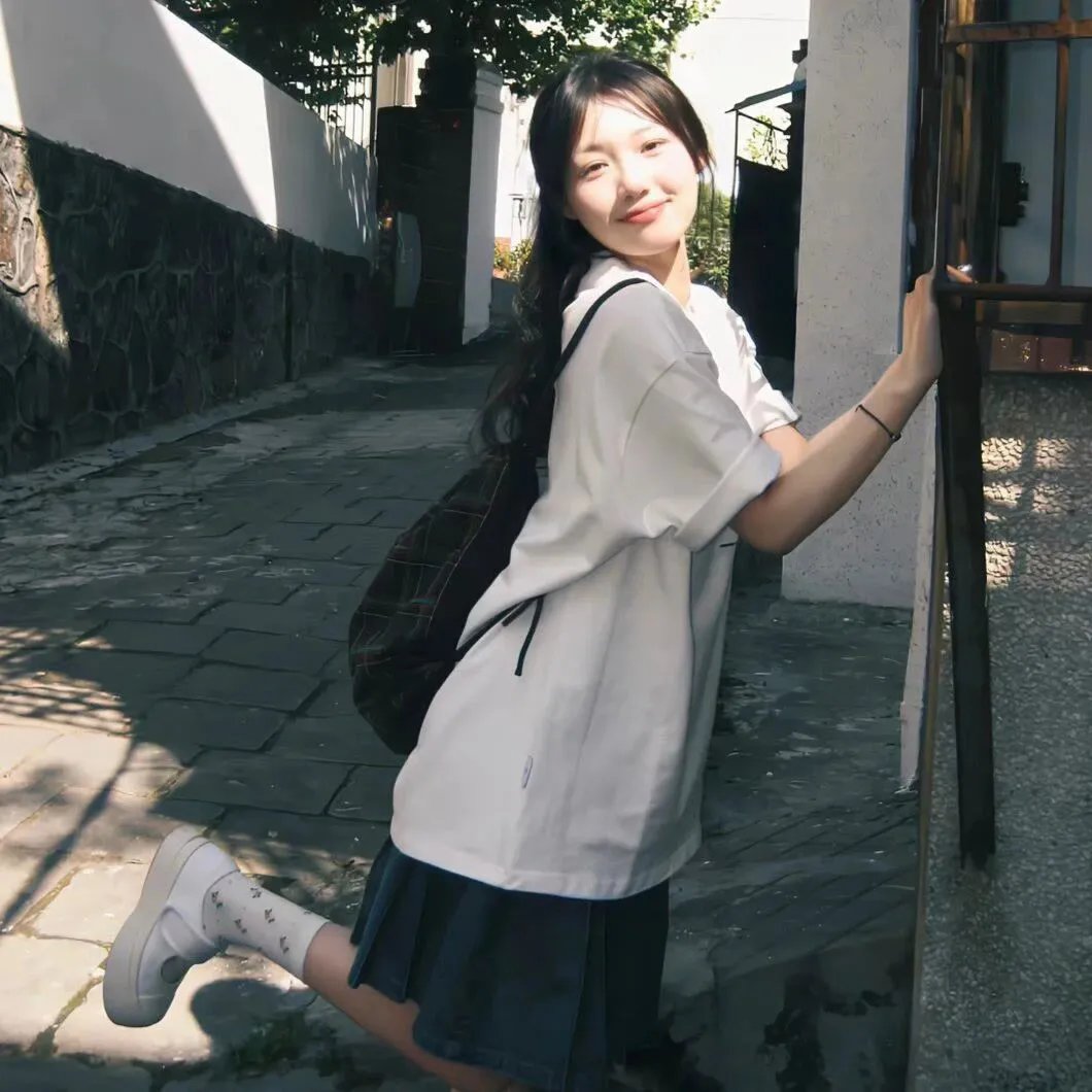 惹祸娇娃