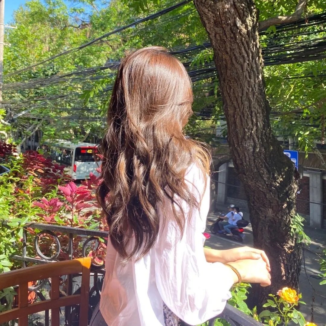靠近我一点
